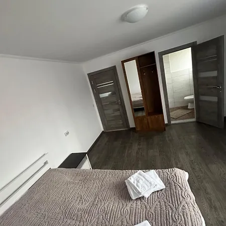 Guest house серце карпат 3*